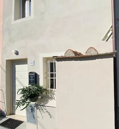 Holiday home Viaggiare Smart Wi-fi, Tv Hd, Spazio Di Lavoro, Parcheggio Gratuito Nella Struttura,