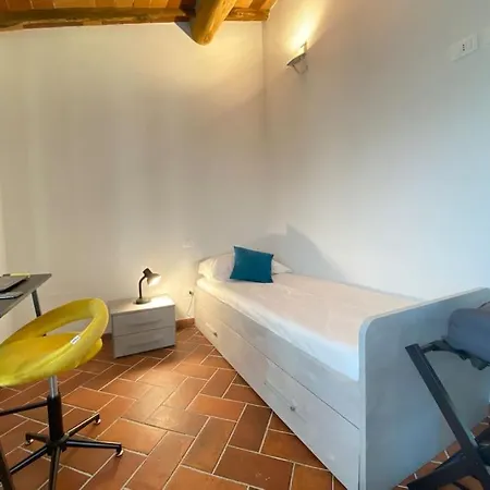 Viaggiare Smart Wi-fi, Tv Hd, Spazio Di Lavoro, Parcheggio Gratuito Nella Struttura, *